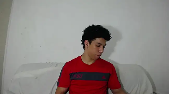 Snapshot of ethan_noir chatting on February 20, 6:57 pm ethan noir online show from February 20, 6:57 pm