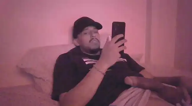 kozzleo online show from February 15, 4:45 pm