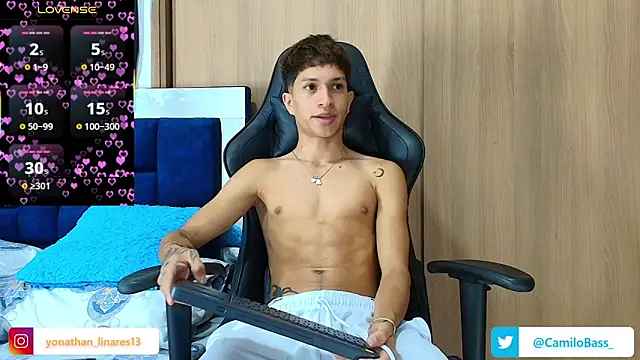  CamiloBass online show from November 21, 1:26 am