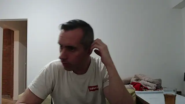 Snapshot of HELL_FIRE chatting on December 10, 2:57 am HELL FIRE online show from December 10, 2:57 am