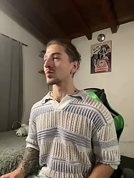 Valentino Xander online show from February 2, 3:49 am