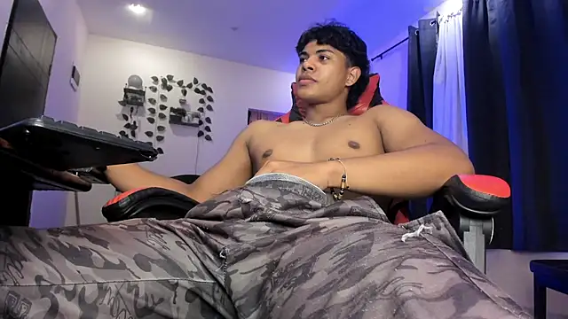 johan beley  online show from February 19, 1:57 am