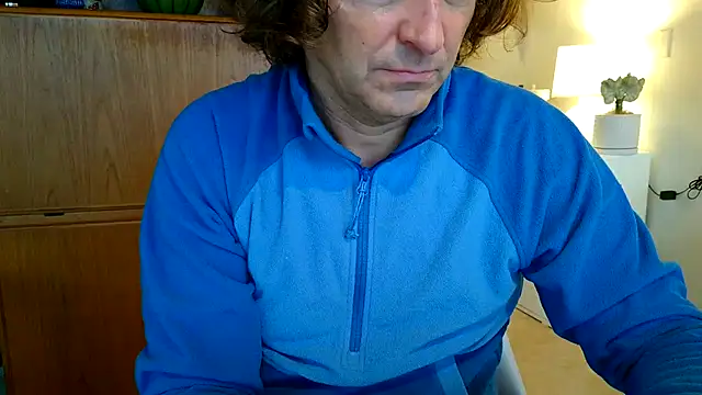 Snapshot of costanza7070 chatting on March 6, 1:16 am costanza7070 online show from March 6, 1:16 am