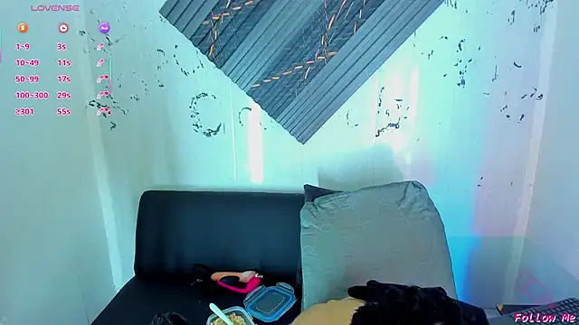 Piggy Eddy online show from November 19, 9:58 pm