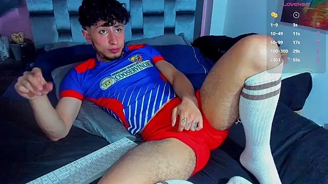 Piggy Eddy online show from February 4, 12:29 am