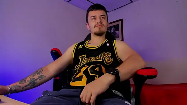 Snapshot of james_connor2 chatting on January 25, 7:07 pm james connor2 online show from January 25, 7:07 pm