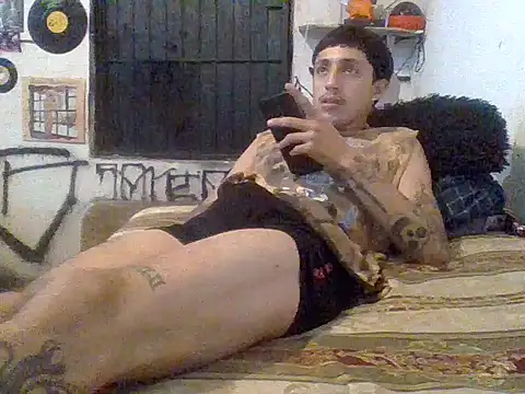 Snapshot of Gibbzmx chatting on October 12, 5:34 am Gibbzmx online show from October 12, 5:34 am