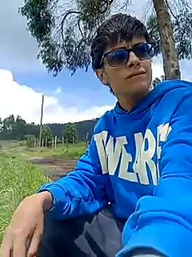 Cuervo maniaco online show from March 15, 3:51 pm