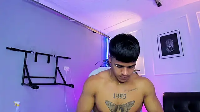 Rob saenz  online show from November 22, 3:33 pm