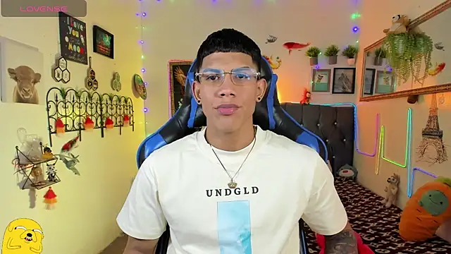 Damian latinxxx online show from January 9, 3:12 am