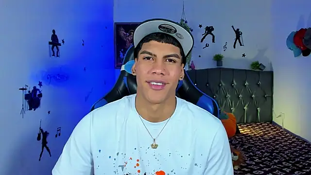 Snapshot of Damian_latinxxx chatting on September 19, 3:07 am Damian latinxxx online show from September 19, 3:07 am