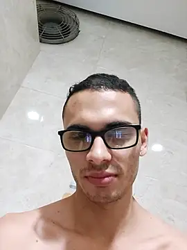 deguito69 online show from February 3, 11:58 pm