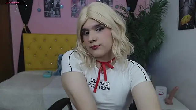 Snapshot of Aidan_twink chatting on March 15, 10:44 pm Aidan twink online show from March 15, 10:44 pm