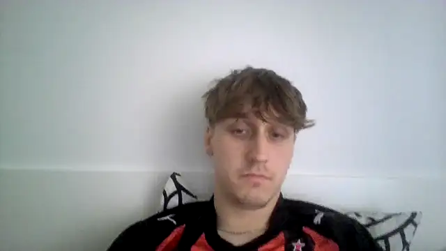 EscorpionRubio online show from April 1, 1:13 pm