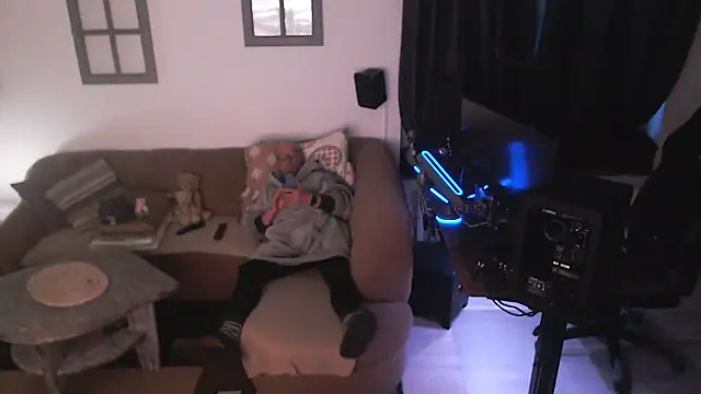 Nomi1612 online show from February 5, 4:14 pm