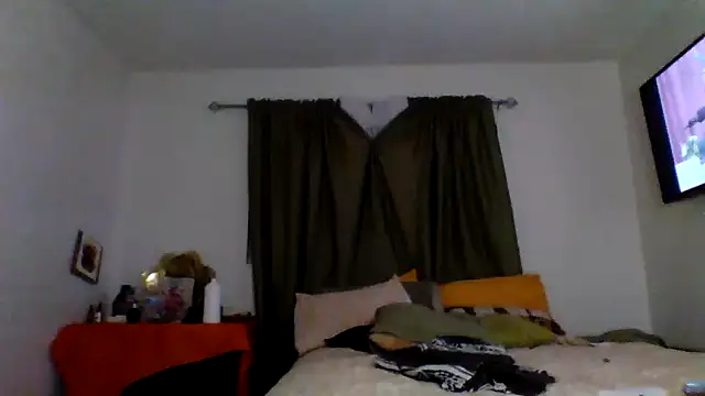 Snapshot of JooveyRose chatting on September 27, 4:32 am JooveyRose online show from September 27, 4:32 am