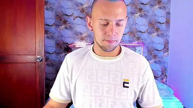 Damon Bakert online show from April 27, 2:35 pm