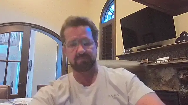 Snapshot of sluttydylan chatting on October 13, 12:05 am sluttydylan online show from October 13, 12:05 am