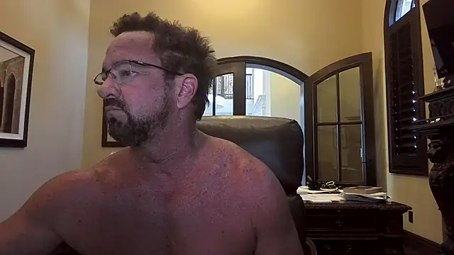 Snapshot of sluttydylan chatting on October 6, 4:55 pm sluttydylan online show from October 6, 4:55 pm