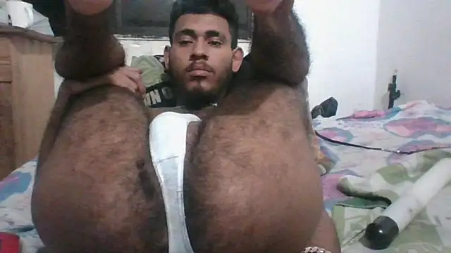 Snapshot of MaximoSualteza777 chatting on February 16, 3:58 am MaximoSualteza777 online show from February 16, 3:58 am
