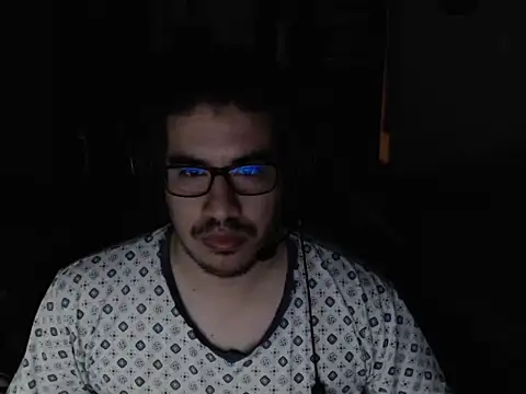 thealfawolf01 online show from June 22, 7:03 am