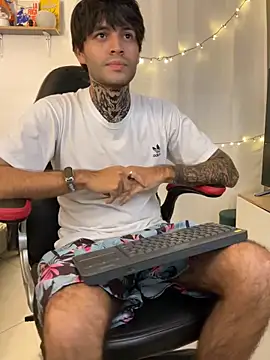 justin stark7 online show from March 5, 6:48 pm