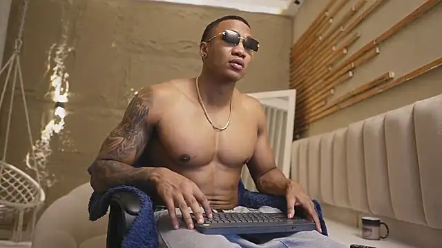 Logan Varela online show from April 23, 5:15 pm