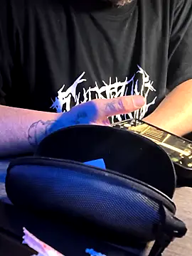 Tyrish361 online show from November 18, 7:12 am