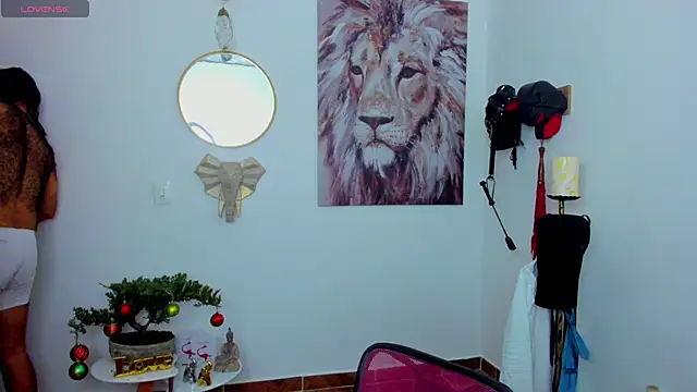 Snapshot of mr_maik chatting on December 28, 10:03 am mr maik online show from December 28, 10:03 am