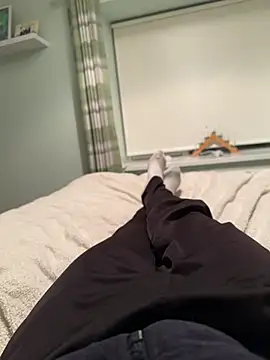 boholad8 online show from December 9, 6:08 pm