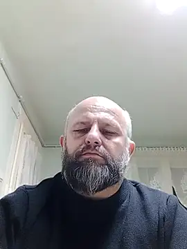 Snapshot of AlexandruCsaba chatting on February 14, 9:32 pm AlexandruCsaba online show from February 14, 9:32 pm