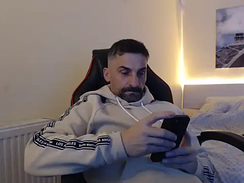 amydamarw online show from February 18, 5:54 pm