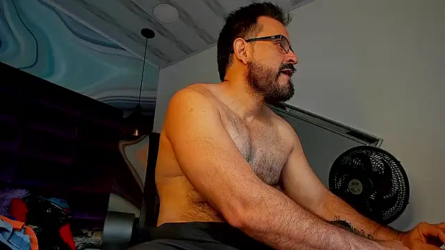 Snapshot of SbasTone_Muscle chatting on February 15, 1:16 pm SbasTone Muscle online show from February 15, 1:16 pm