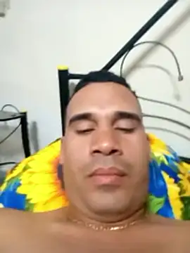 adriel perez online show from May 16, 1:47 am