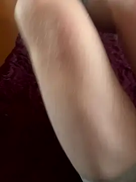 red red00 online show from January 18, 7:21 am