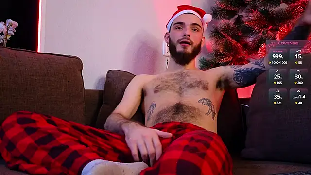 Snapshot of xteddy_bear chatting on December 18, 1:56 pm xteddy bear online show from December 18, 1:56 pm