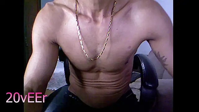 Snapshot of 20vEEr chatting on October 12, 12:59 am 20vEEr online show from October 12, 12:59 am