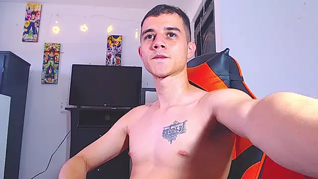 ADAM HOT online show from March 15, 10:05 pm