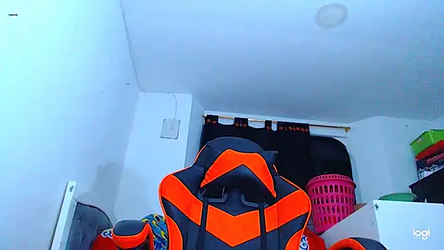 ADAM HOT online show from November 24, 2:12 am