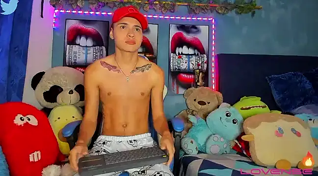 Snapshot of soyander03_ chatting on February 5, 2:59 pm soyander03 online show from February 5, 2:59 pm