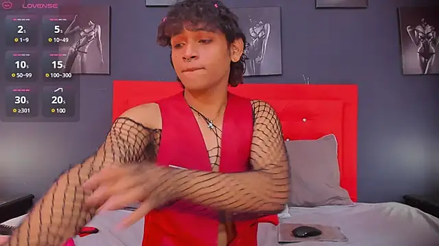 axel ps online show from December 18, 3:47 am