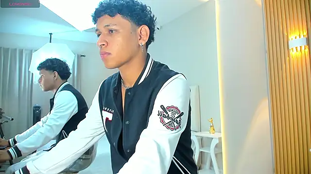 axel ps online show from September 14, 4:36 am