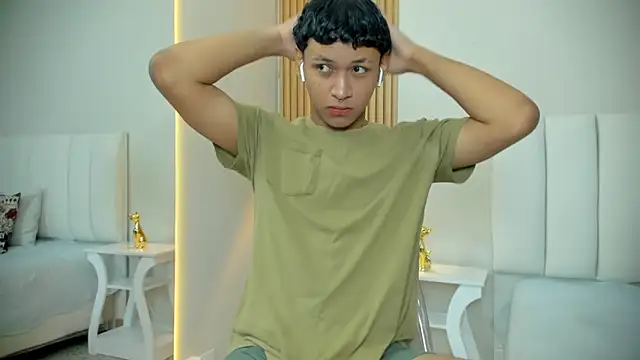 axel ps online show from December 3, 2:39 am