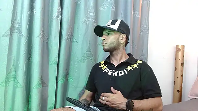 Snapshot of Andrey_u92 chatting on January 9, 3:58 am Andrey u92 online show from January 9, 3:58 am