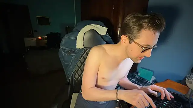 Stefisexy91 online show from February 19, 10:53 pm