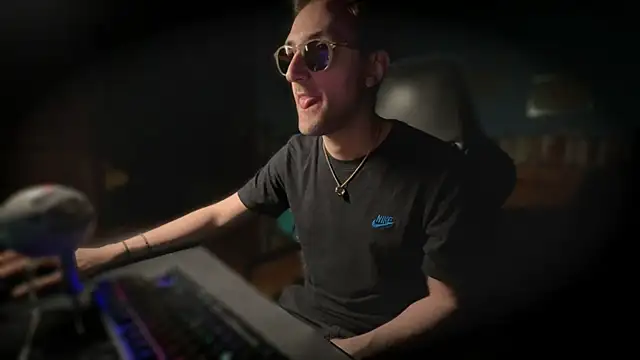 Stefisexy91 online show from October 16, 8:39 pm