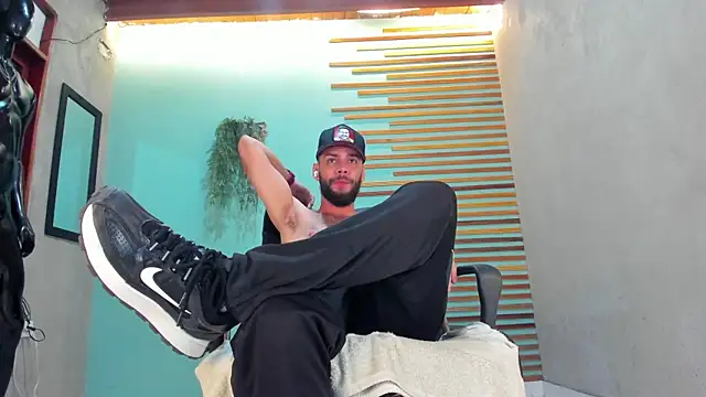 antony bigdick  online show from December 24, 6:28 pm