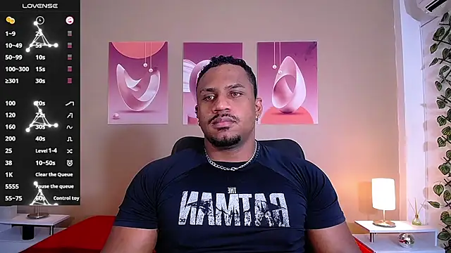 Snapshot of JhonBlacke chatting on February 24, 8:14 pm JhonBlacke online show from February 24, 8:14 pm
