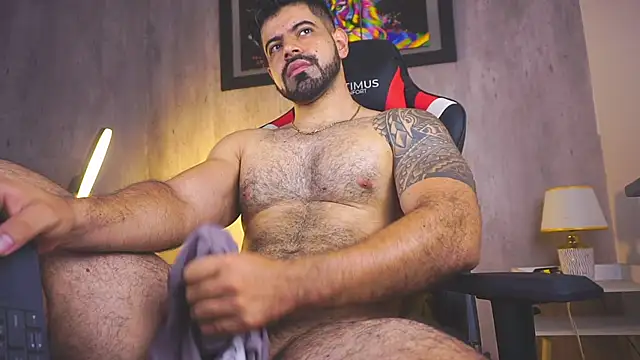 king hard online show from April 16, 9:09 am