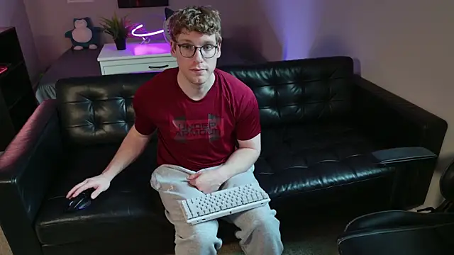 BlueEyedTallGuy94 online show from January 16, 12:13 am